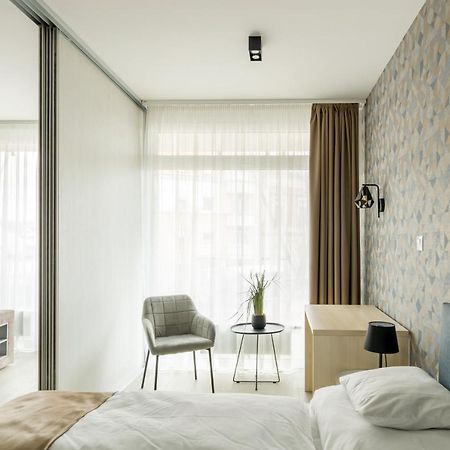 Parizs Garden Apartments Debrecen Luaran gambar