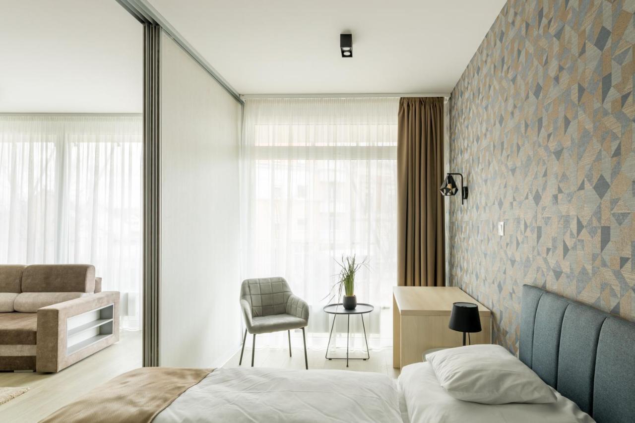 Parizs Garden Apartments Debrecen Luaran gambar