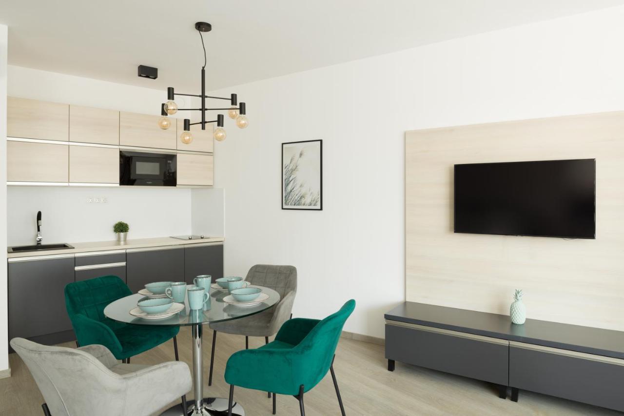 Parizs Garden Apartments Debrecen Luaran gambar
