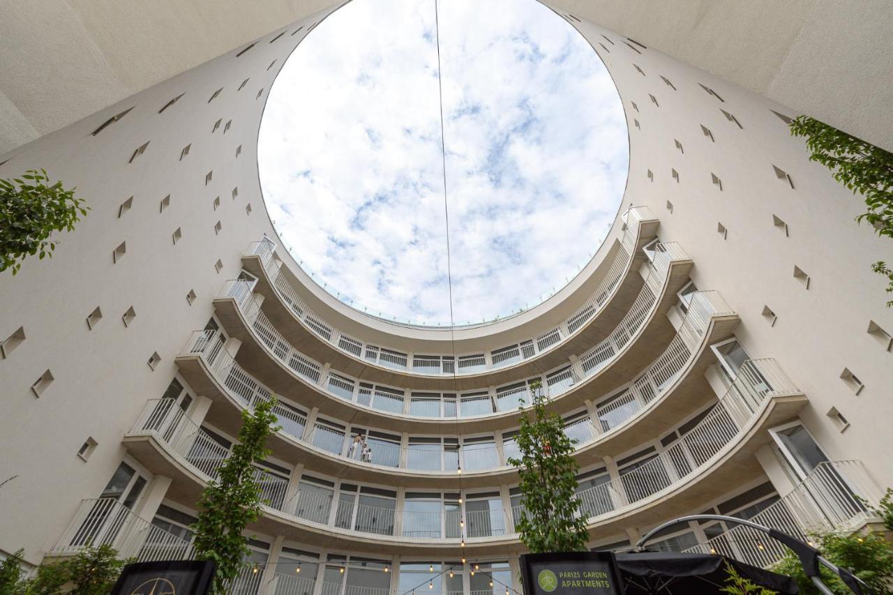 Parizs Garden Apartments Debrecen Luaran gambar