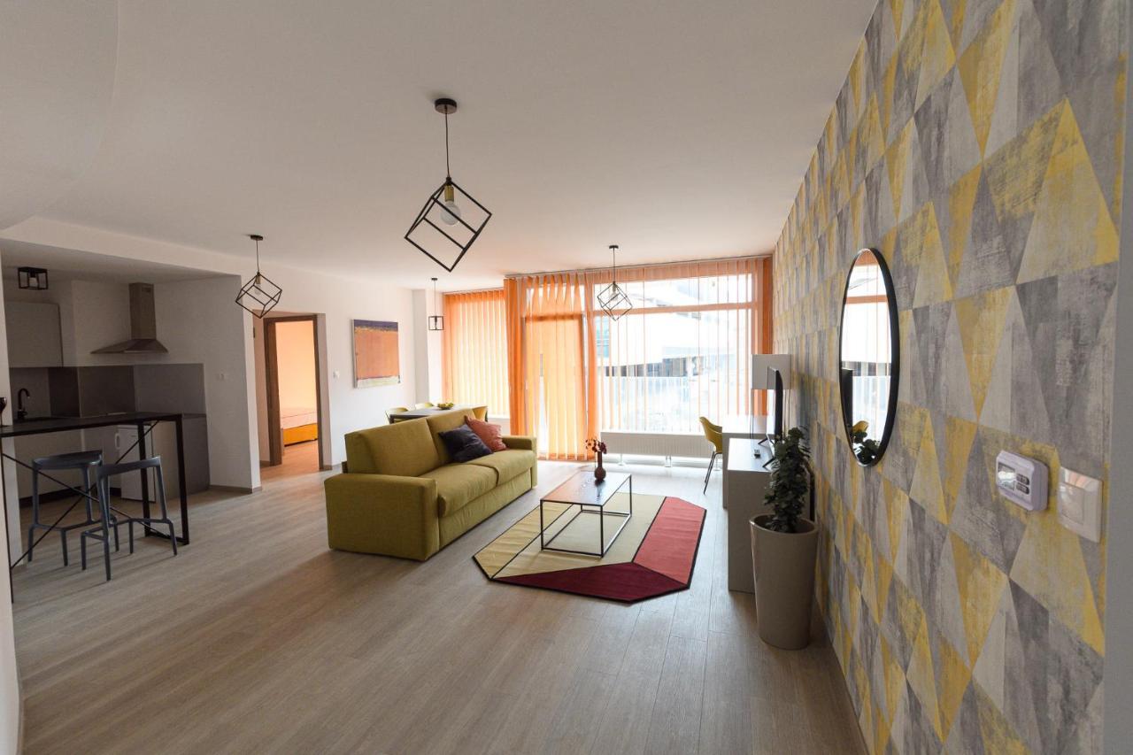 Parizs Garden Apartments Debrecen Luaran gambar